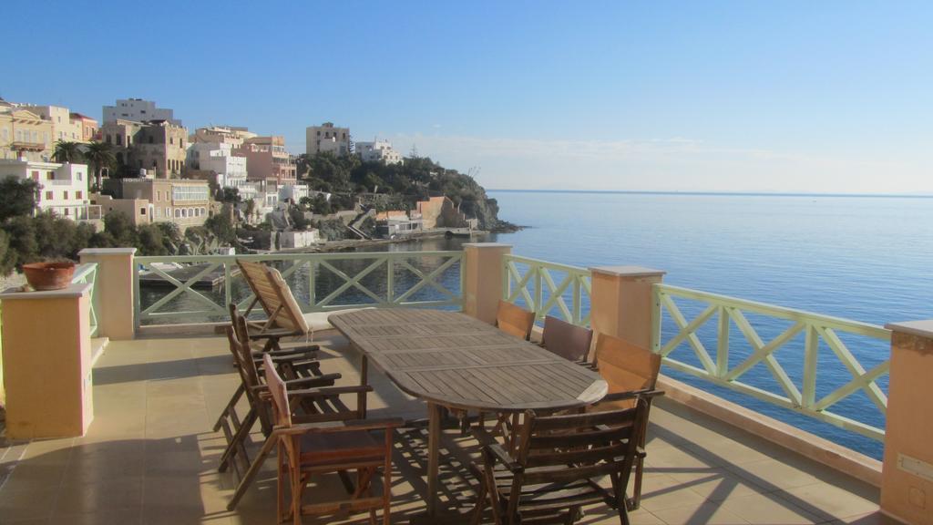 Apollonos Seafront Apartment 에르무폴리 외부 사진