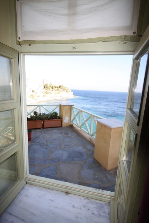 Apollonos Seafront Apartment 에르무폴리 외부 사진